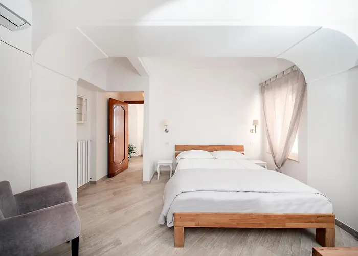 The Sun By Alle Stelle 4*