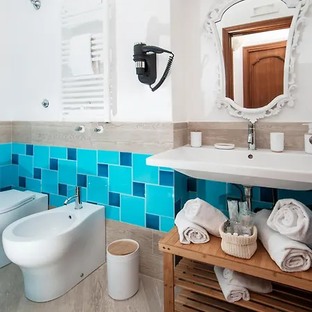 The Sun By Alle Stelle Anacapri (Isola di Capri)